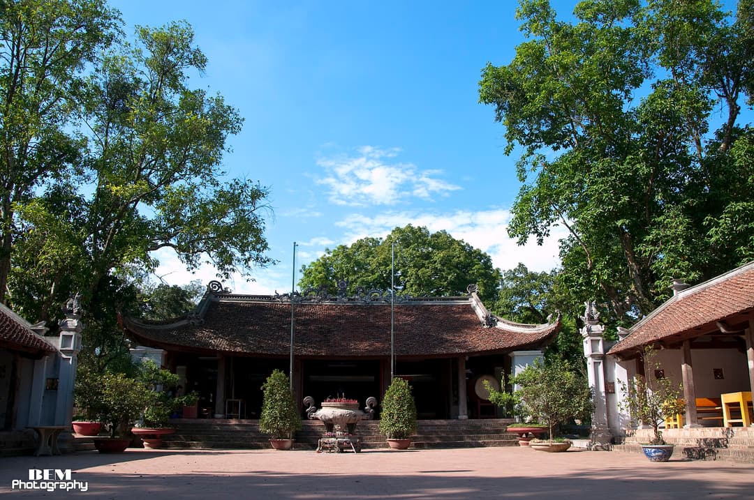 Đền Và